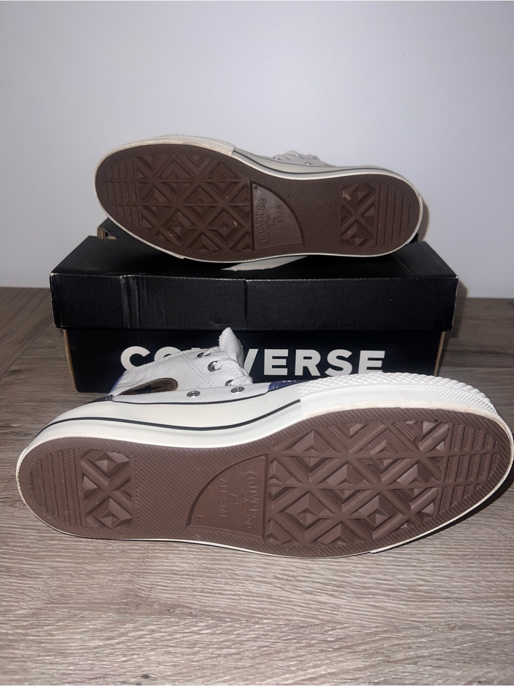 Converse White High-Top Sneakers - Picture 7 of 8